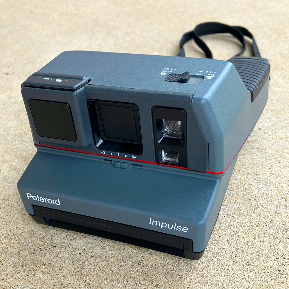 Vintage Polaroid camera - Picture 3 of 8